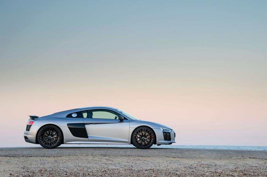  Audi R8 V10 Plus 2016 года  (ZA) (фото 15 из 22)